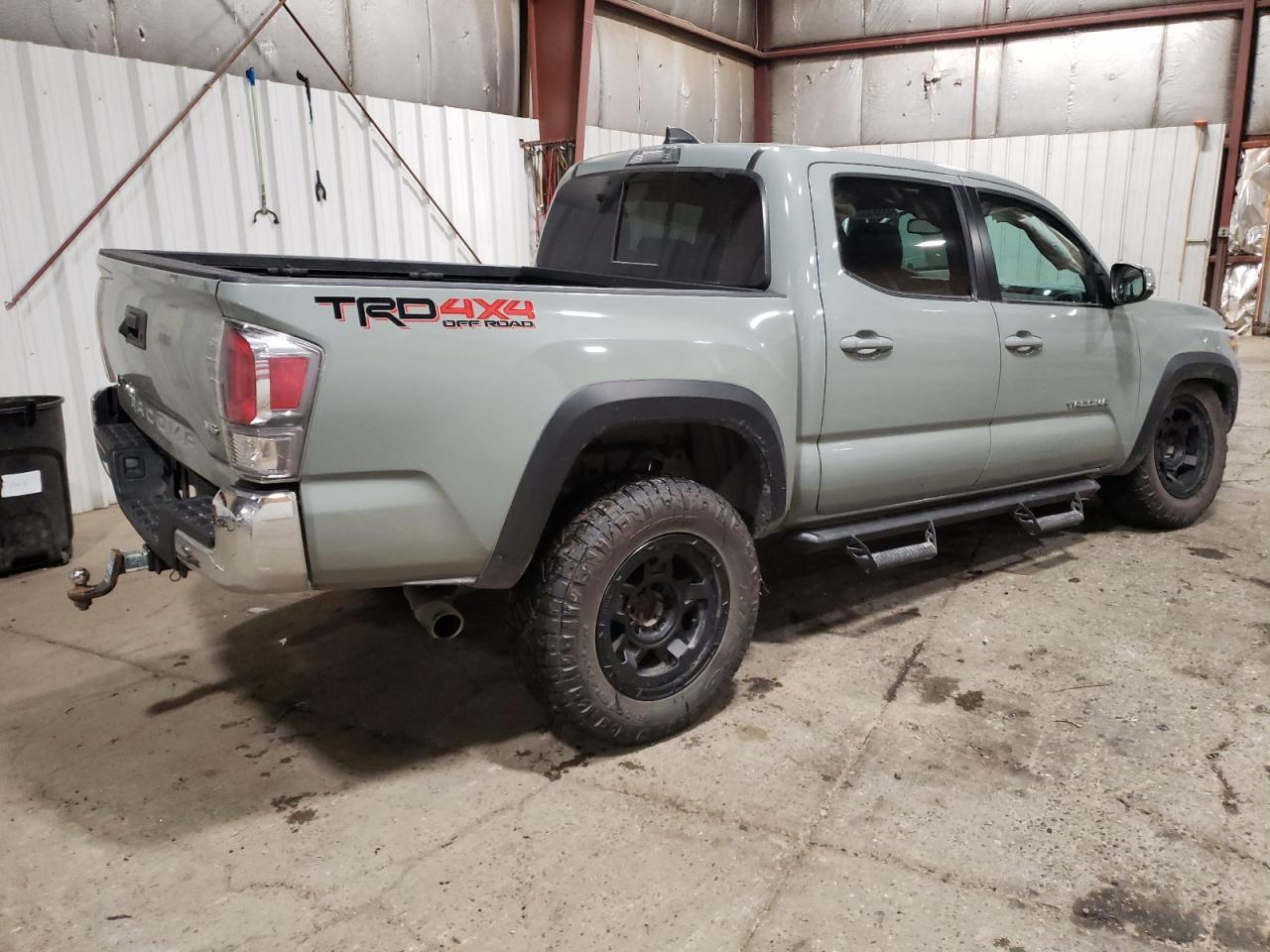 2023 TOYOTA TACOMA DOU - Фото 3