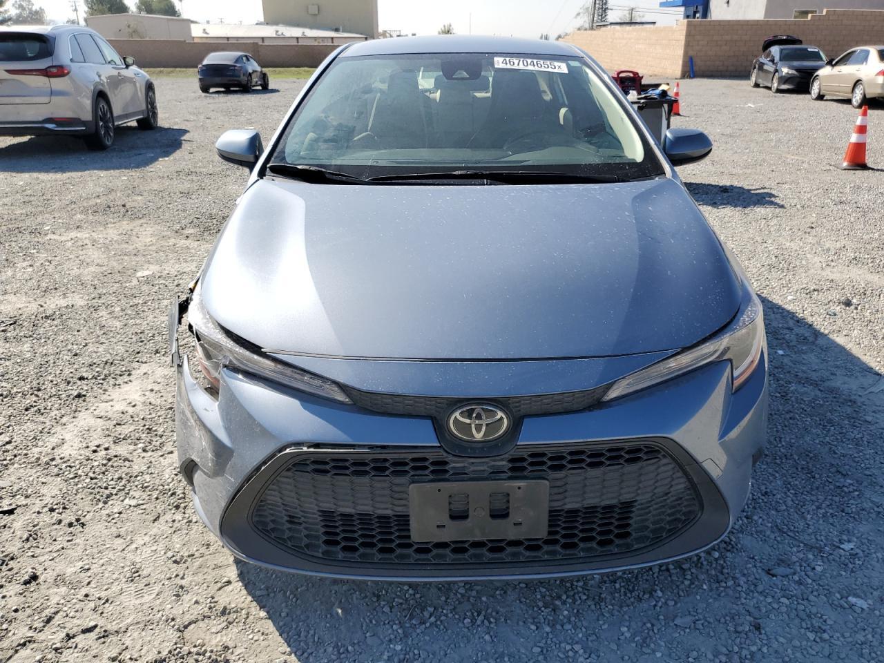 2022 TOYOTA COROLLA LE - Фото 5