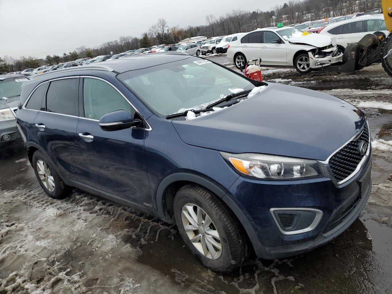 2017 KIA SORENTO LX - Фото 4