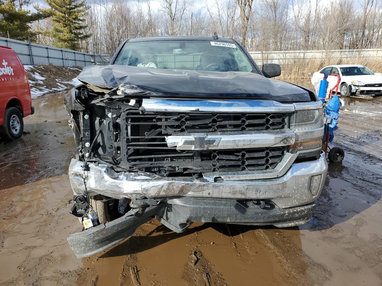 2018 CHEVROLET SILVERADO - Image 5
