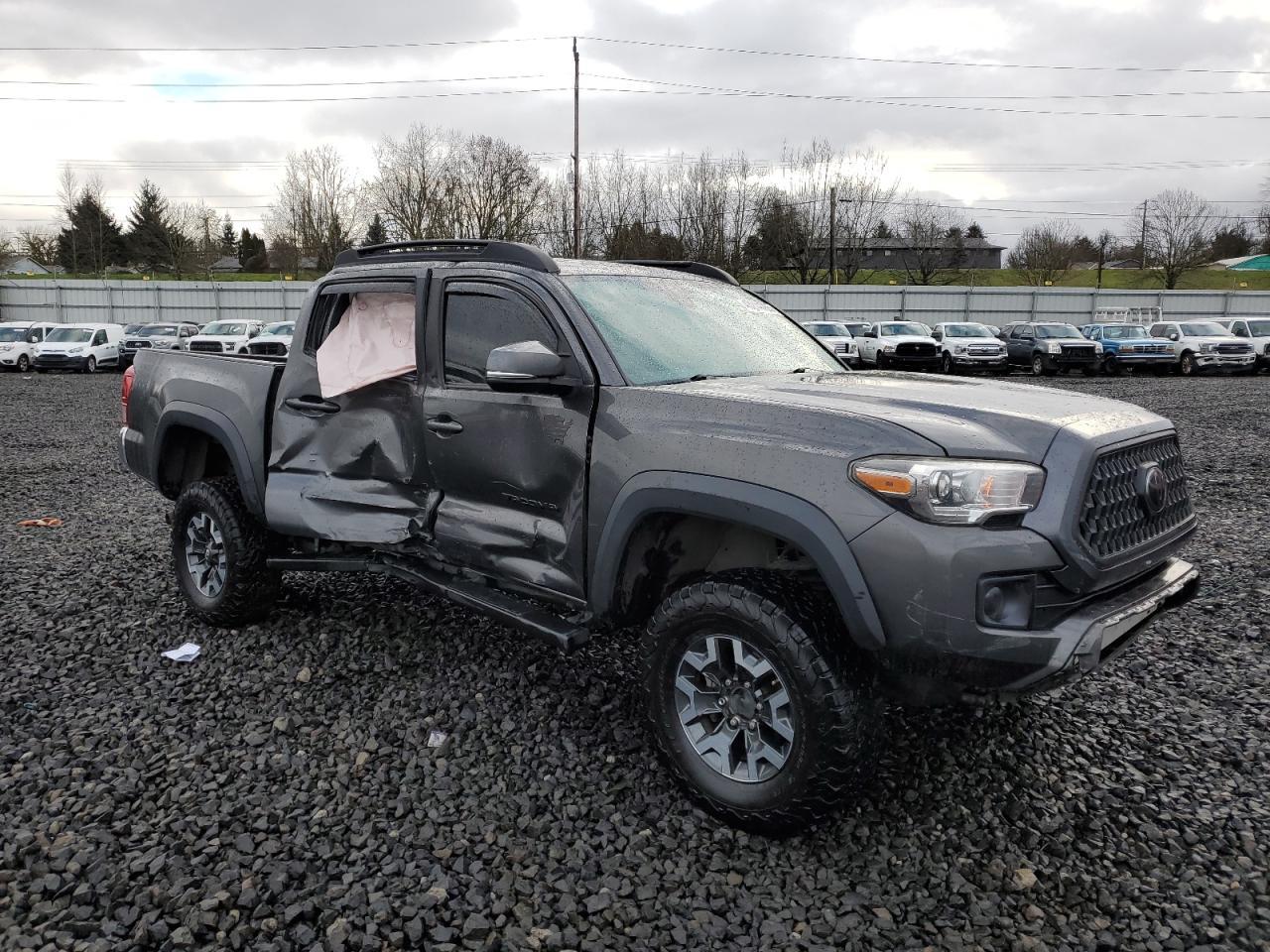 2018 TOYOTA TACOMA DOU - Фото 4