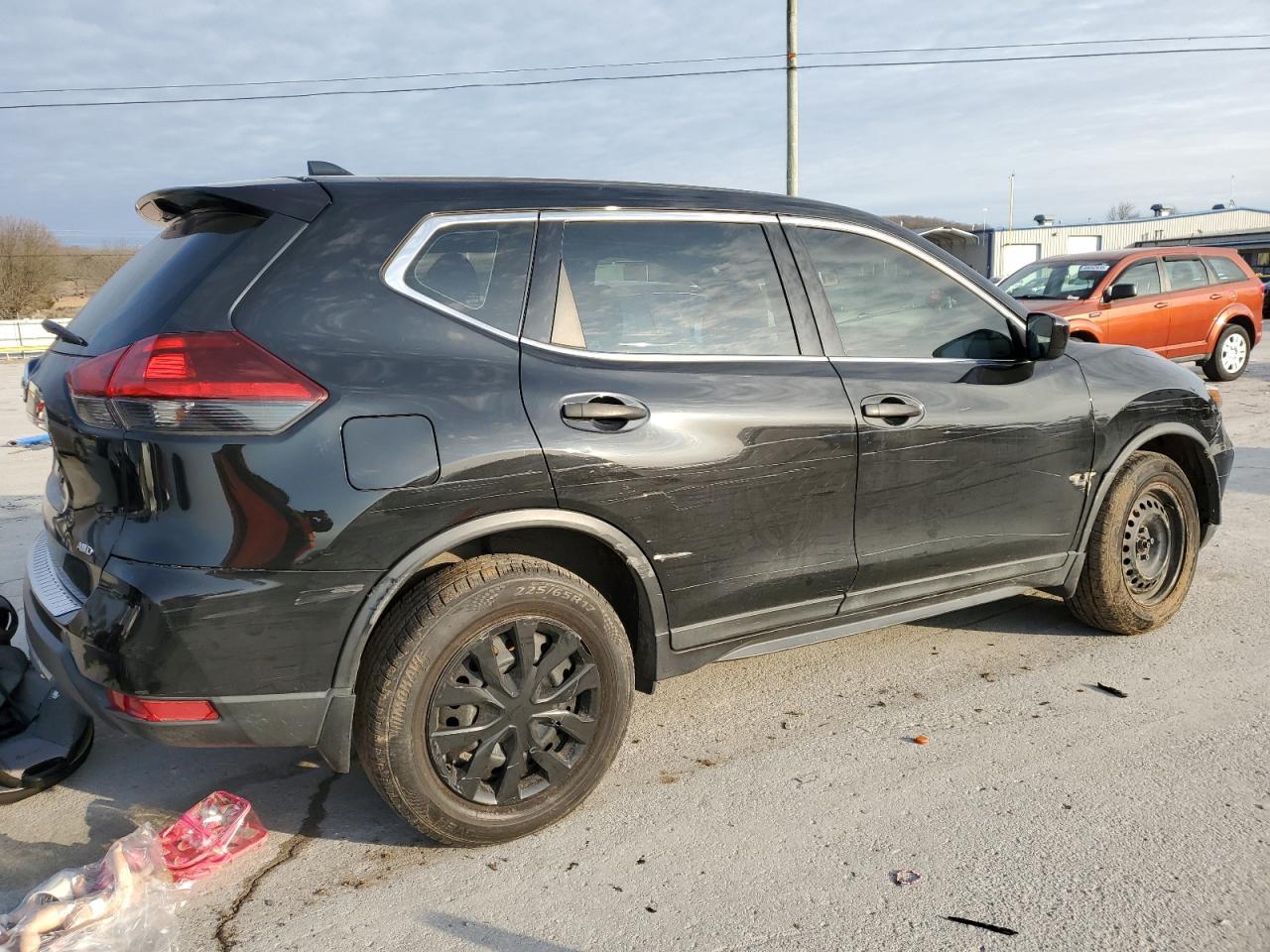 2018 NISSAN ROGUE S - Image 3