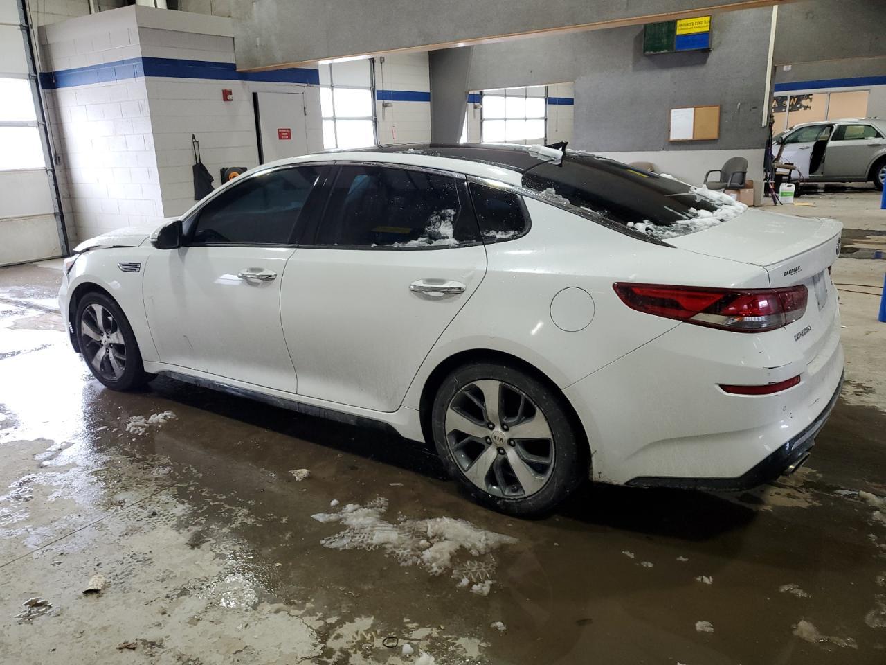 2020 KIA OPTIMA LX - Фото 2
