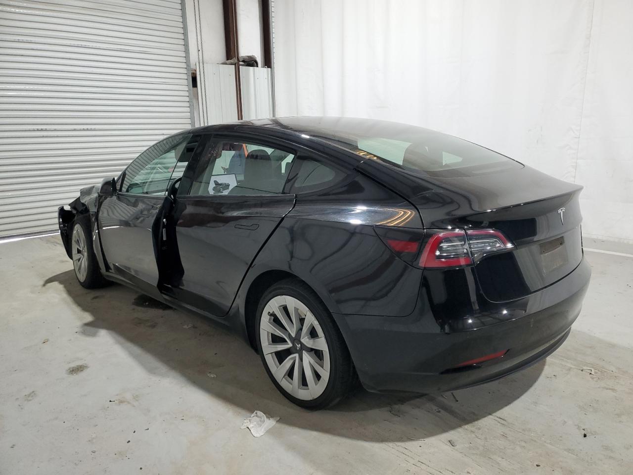 2022 TESLA MODEL 3 - Image 2