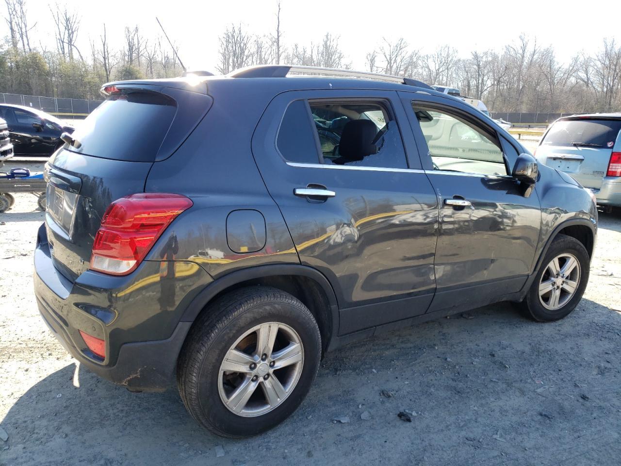 2019 CHEVROLET TRAX 1LT - Фото 3