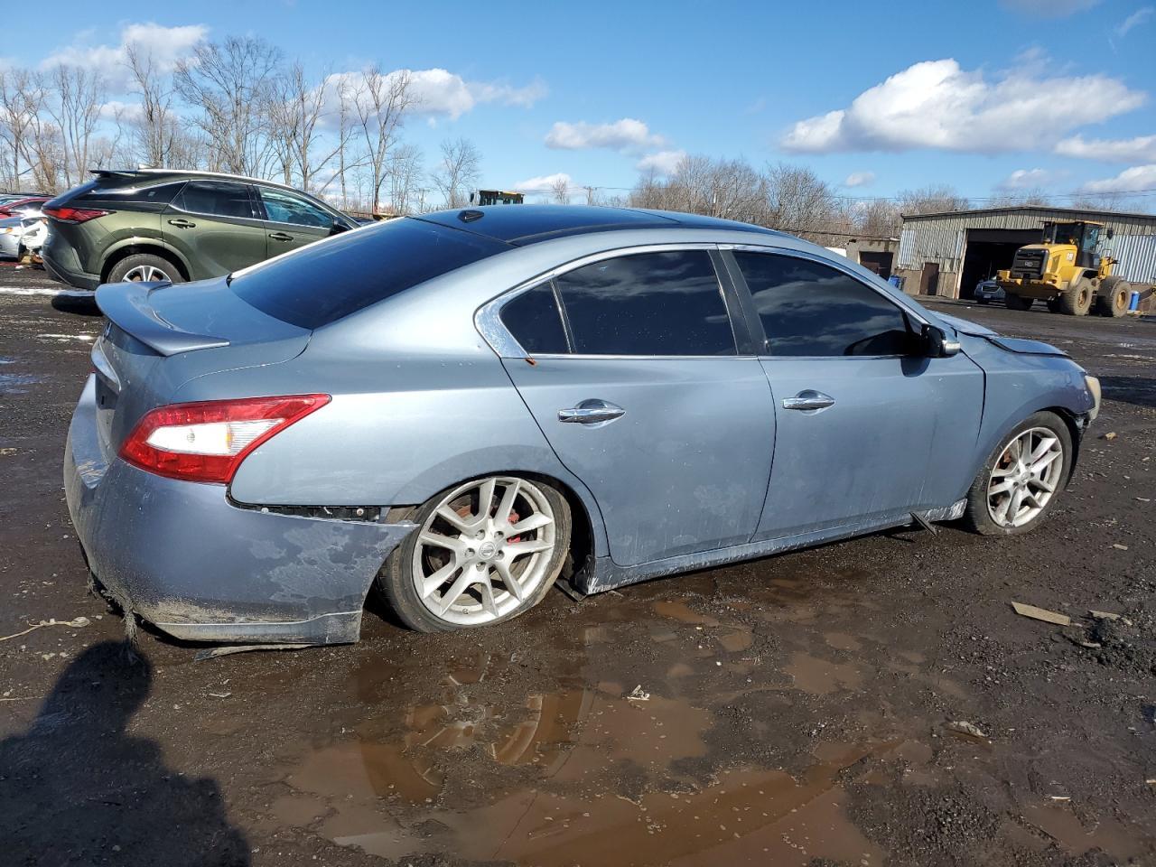 2011 NISSAN MAXIMA S - Image 3