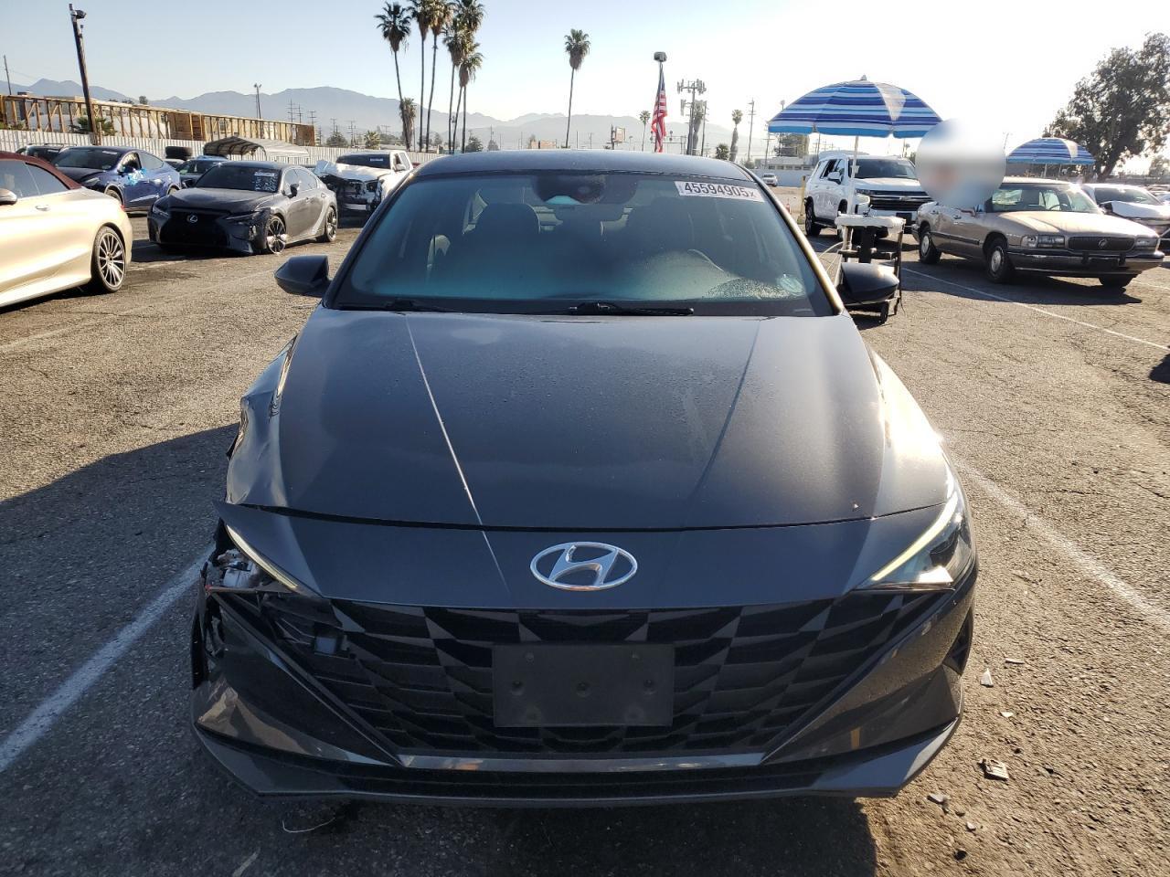 2023 HYUNDAI ELANTRA SE - Фото 5
