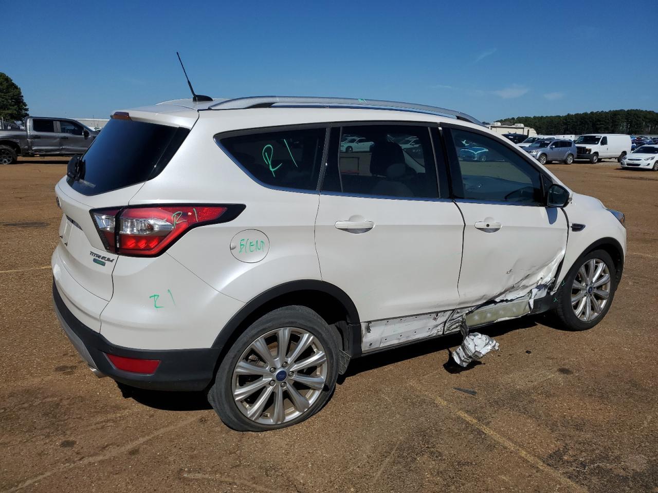 2017 FORD ESCAPE TIT - Image 3