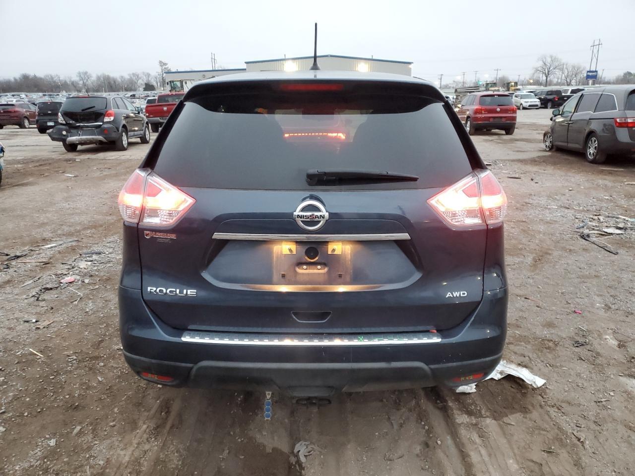 2016 NISSAN ROGUE S - Фото 6