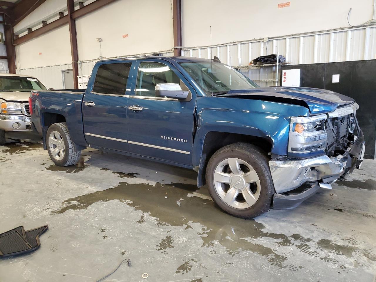 2018 CHEVROLET SILVERADO - Image 4