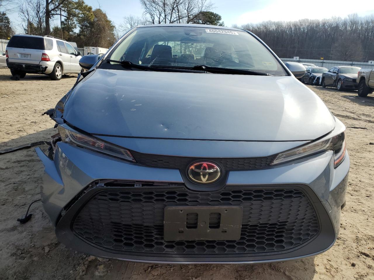 2020 TOYOTA COROLLA LE - Фото 5