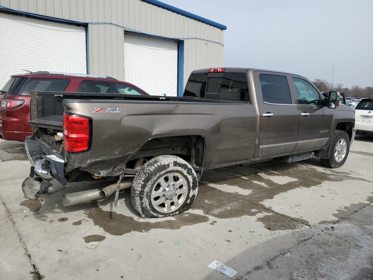 2015 CHEVROLET SILVERADO - Image 3