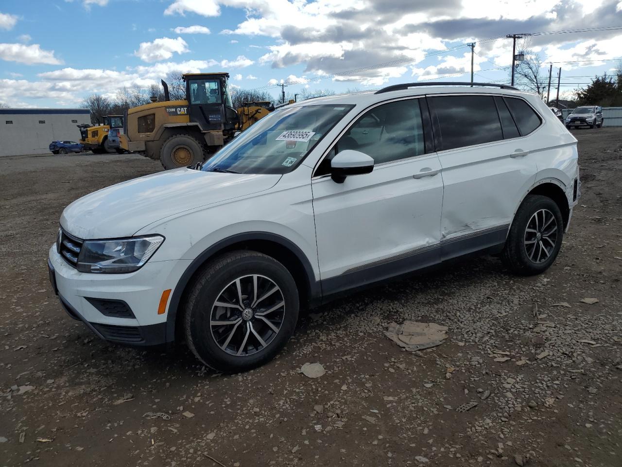 2021 VOLKSWAGEN TIGUAN SE