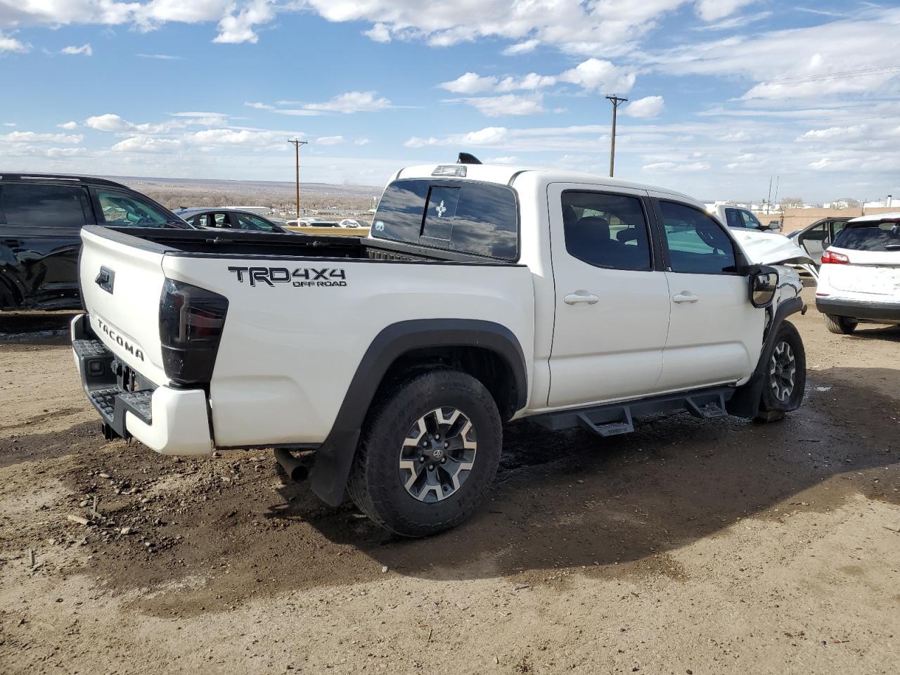 2023 TOYOTA TACOMA DOU - Фото 3