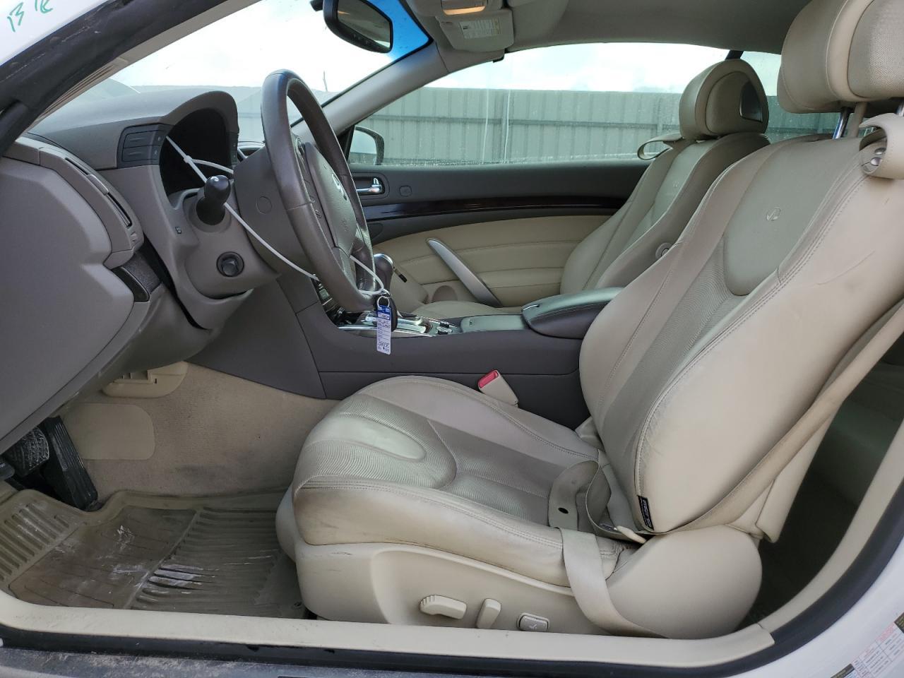 2012 INFINITI G37 BASE - Image 7