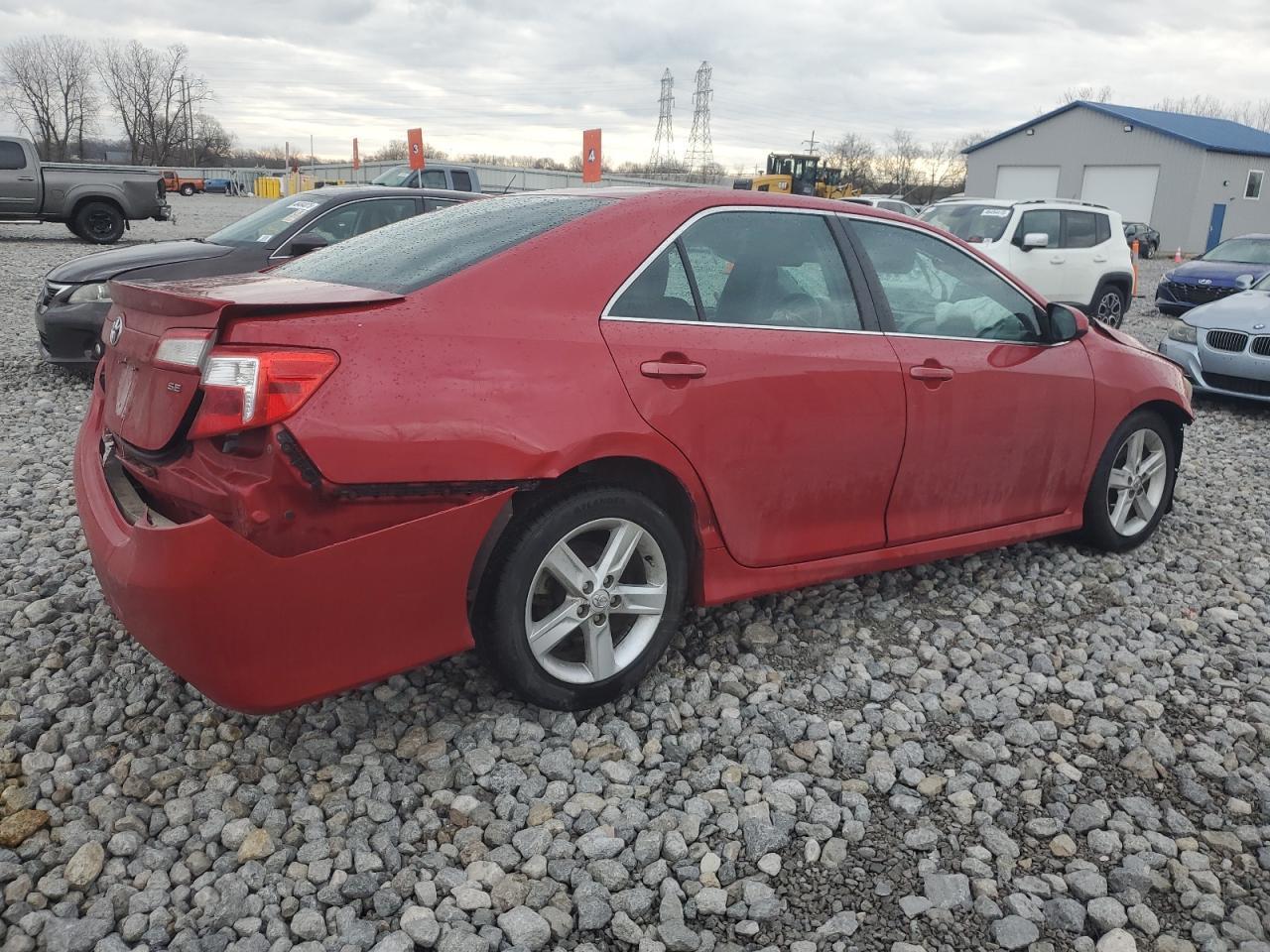 2013 TOYOTA CAMRY L - Image 3