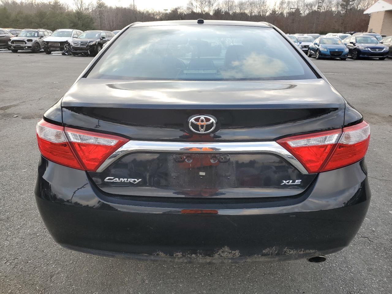 2016 TOYOTA CAMRY LE - Фото 6