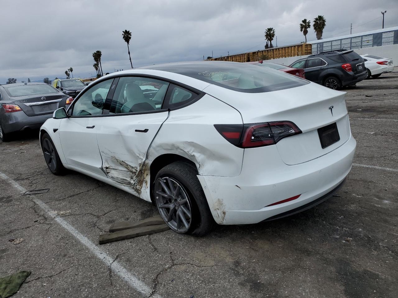 2022 TESLA MODEL 3 - Image 2