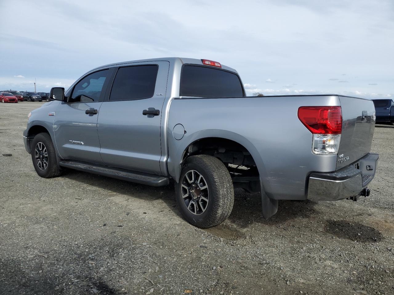 2011 TOYOTA TUNDRA CRE - Фото 2