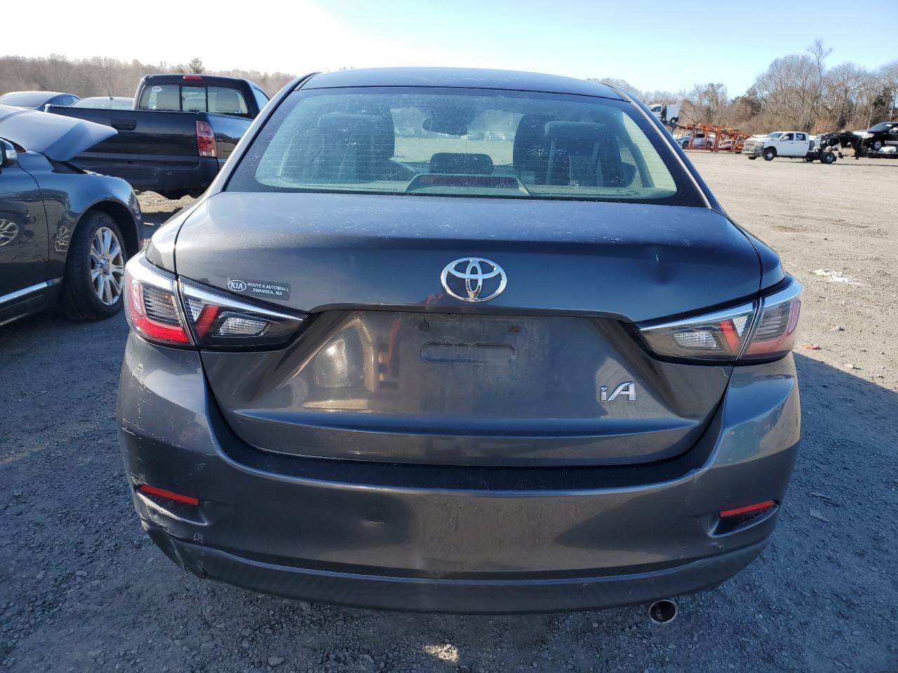 2017 TOYOTA YARIS IA - Фото 6