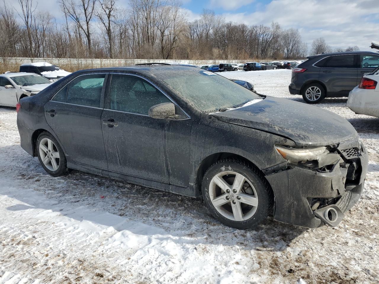 2014 TOYOTA CAMRY L - Фото 4