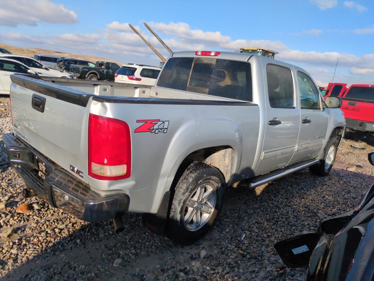 2011 GMC SIERRA K15 - Image 3