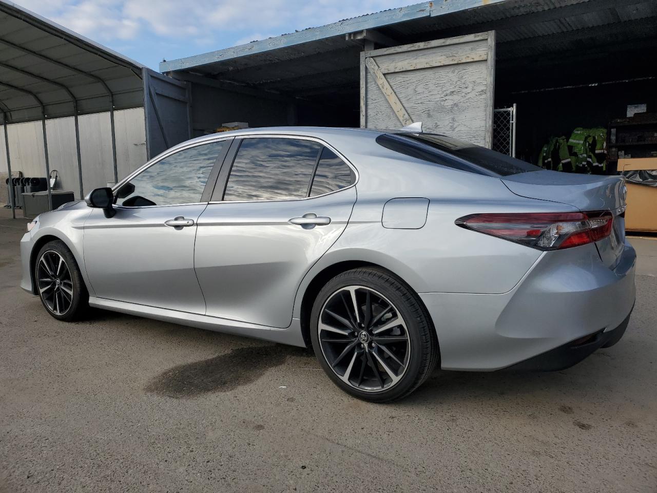 2024 TOYOTA CAMRY LE - Фото 2