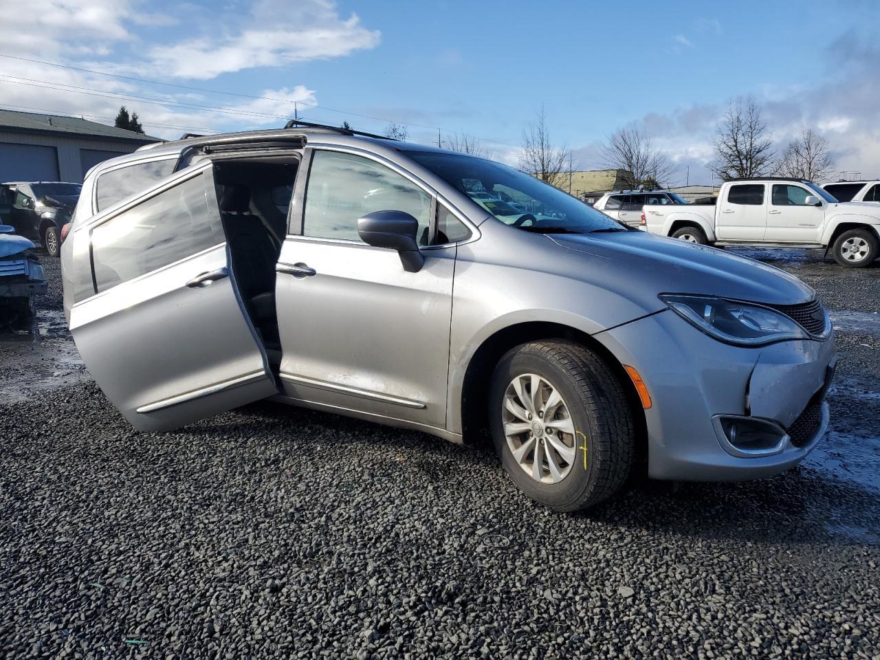 2017 CHRYSLER PACIFICA T - Фото 4