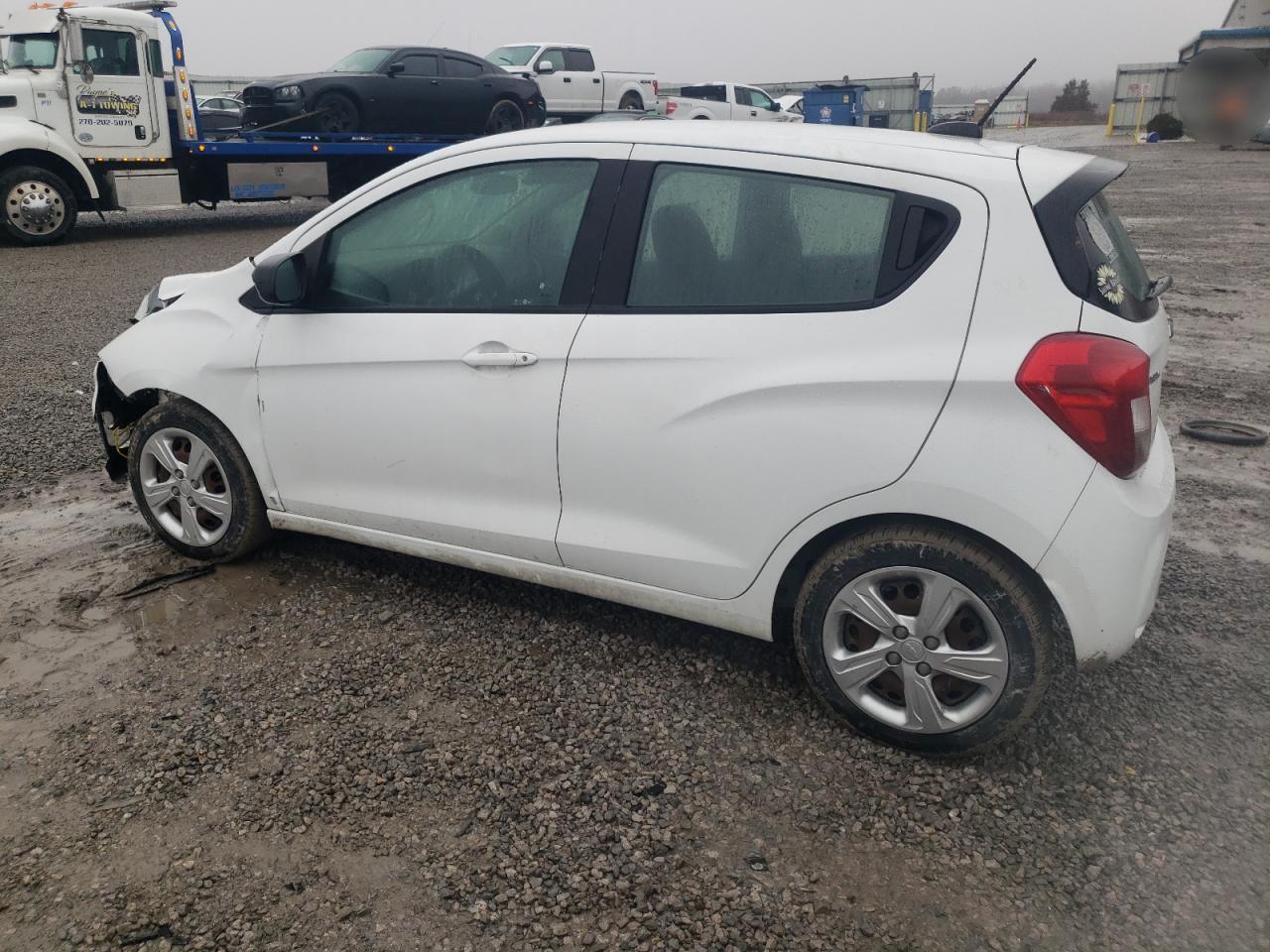 2019 CHEVROLET SPARK LS - Фото 2