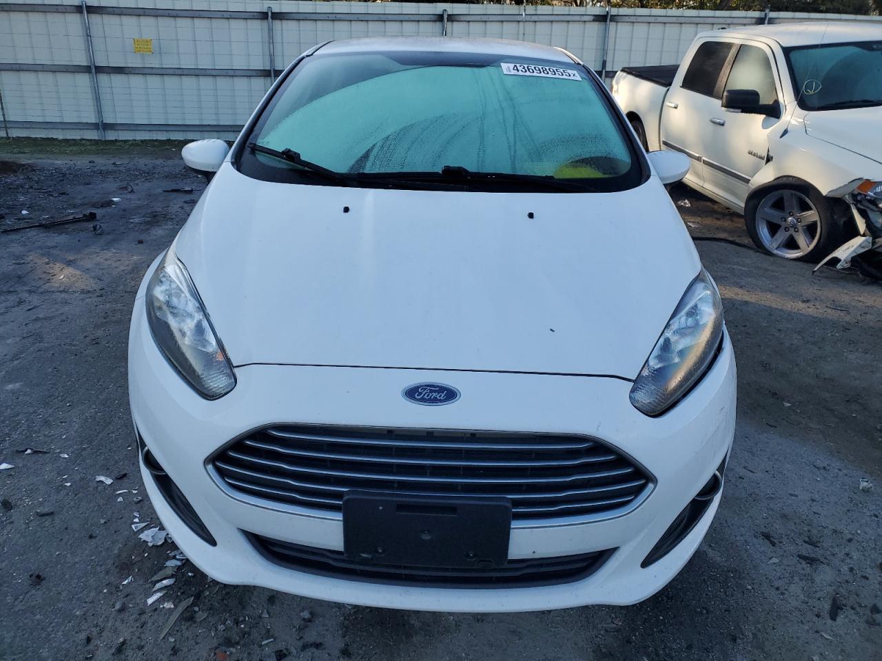 2019 FORD FIESTA SE - Image 5