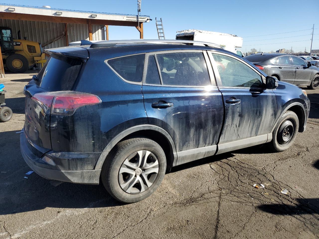 2018 TOYOTA RAV4 LE - Image 3
