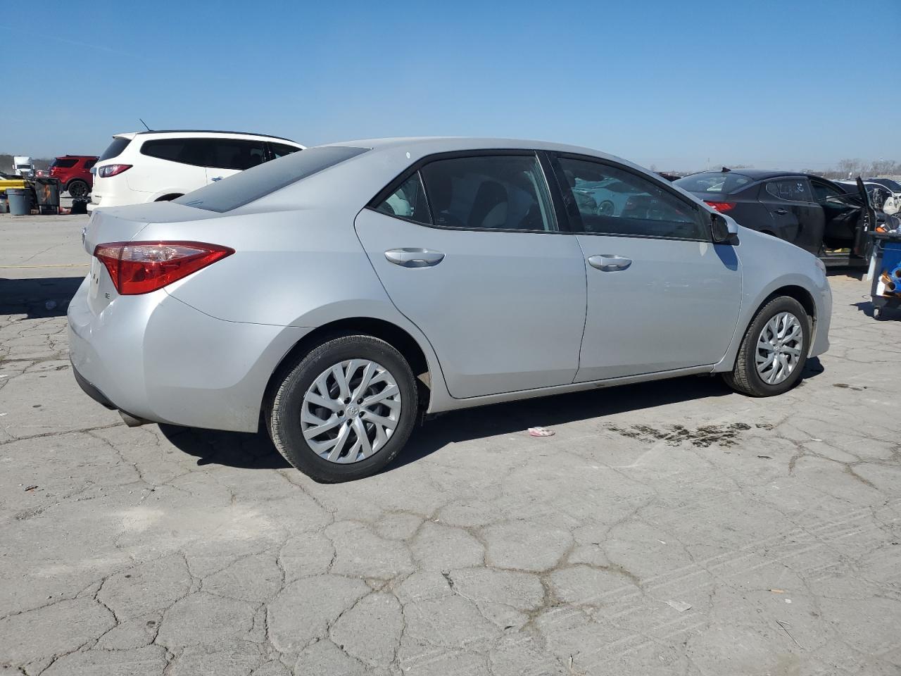 2019 TOYOTA COROLLA L - Image 3