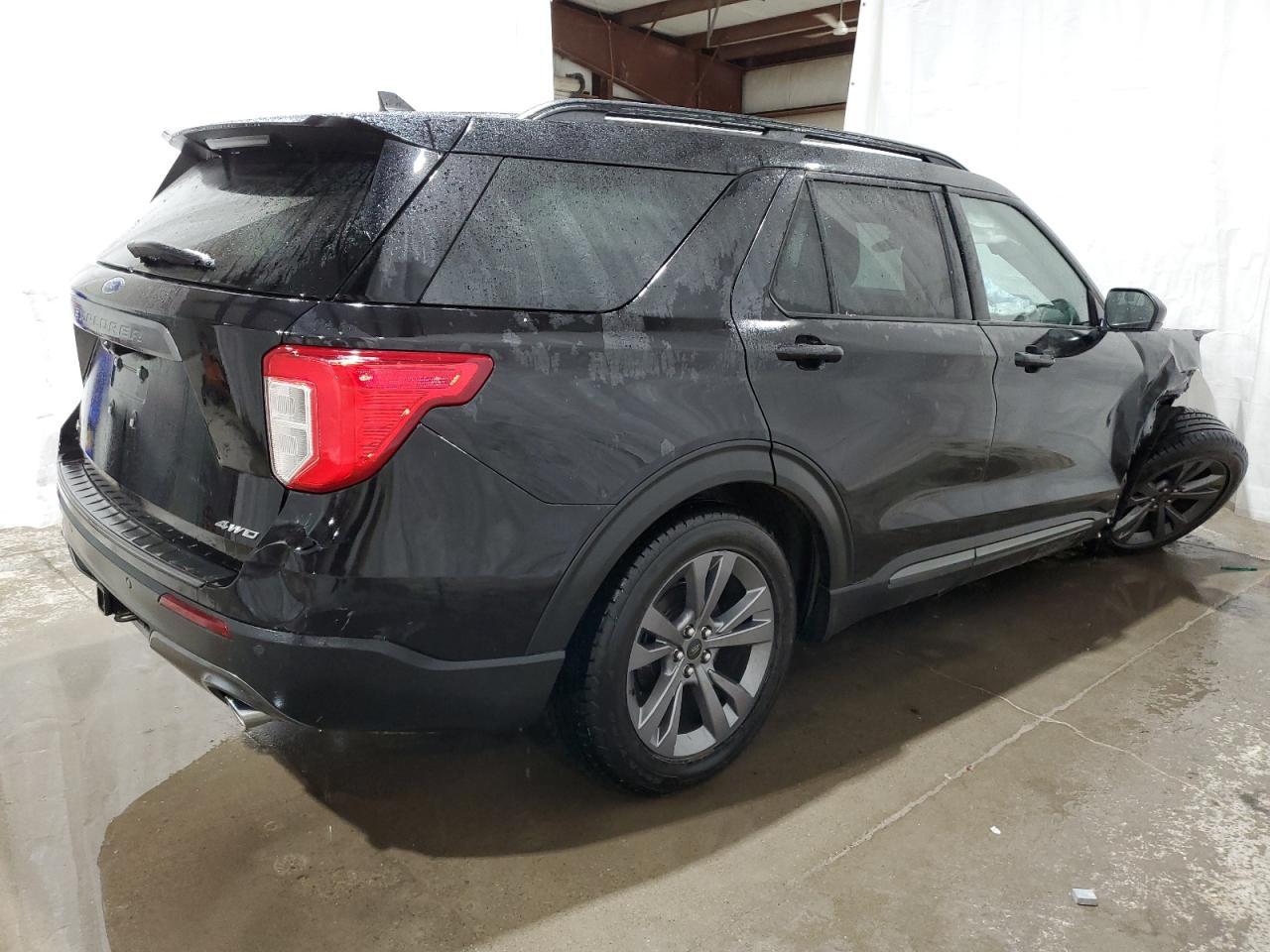 2022 FORD EXPLORER X - Фото 3