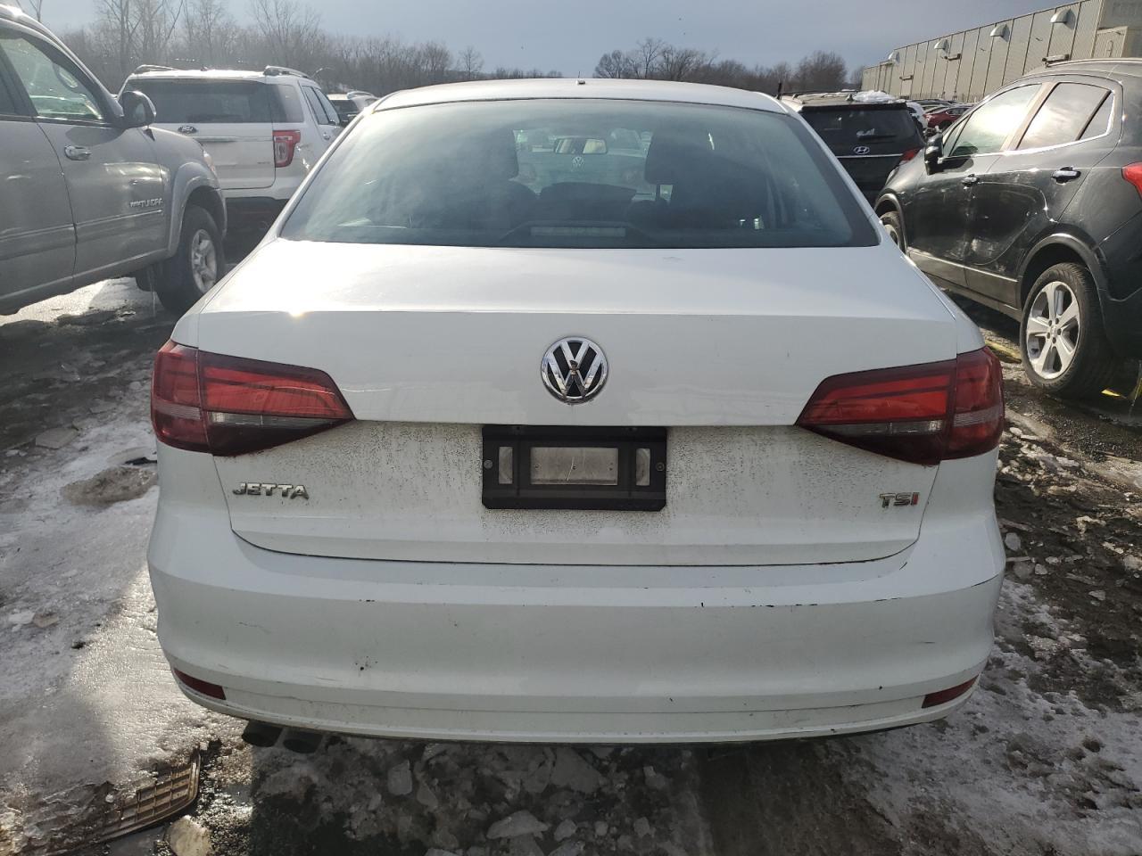 2016 VOLKSWAGEN JETTA S - Image 6