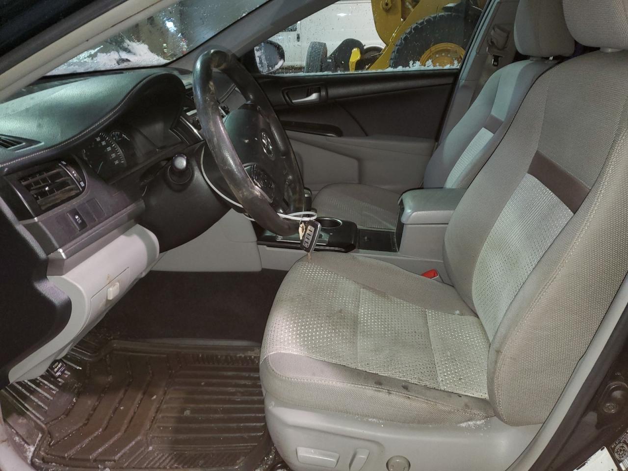 2014 TOYOTA CAMRY L - Image 7