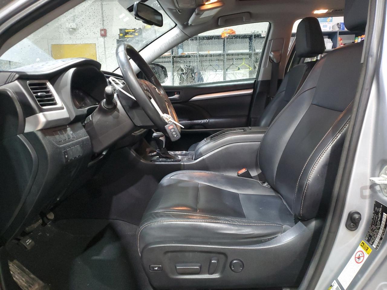 2015 TOYOTA HIGHLANDER - Фото 7