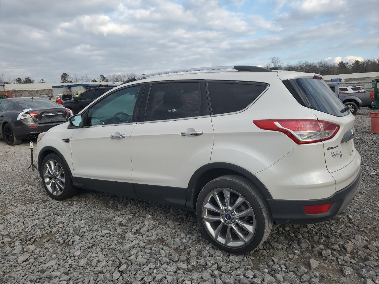 2015 FORD ESCAPE SE - Image 2