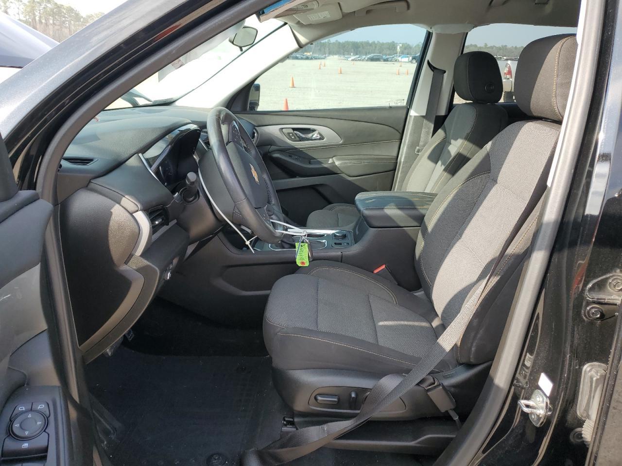 2021 CHEVROLET TRAVERSE L - Фото 7