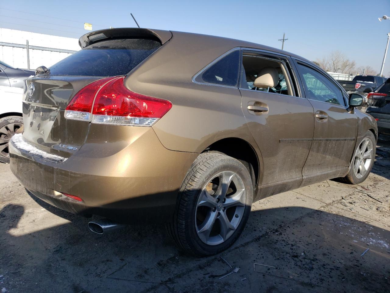 2012 TOYOTA VENZA LE - Фото 3