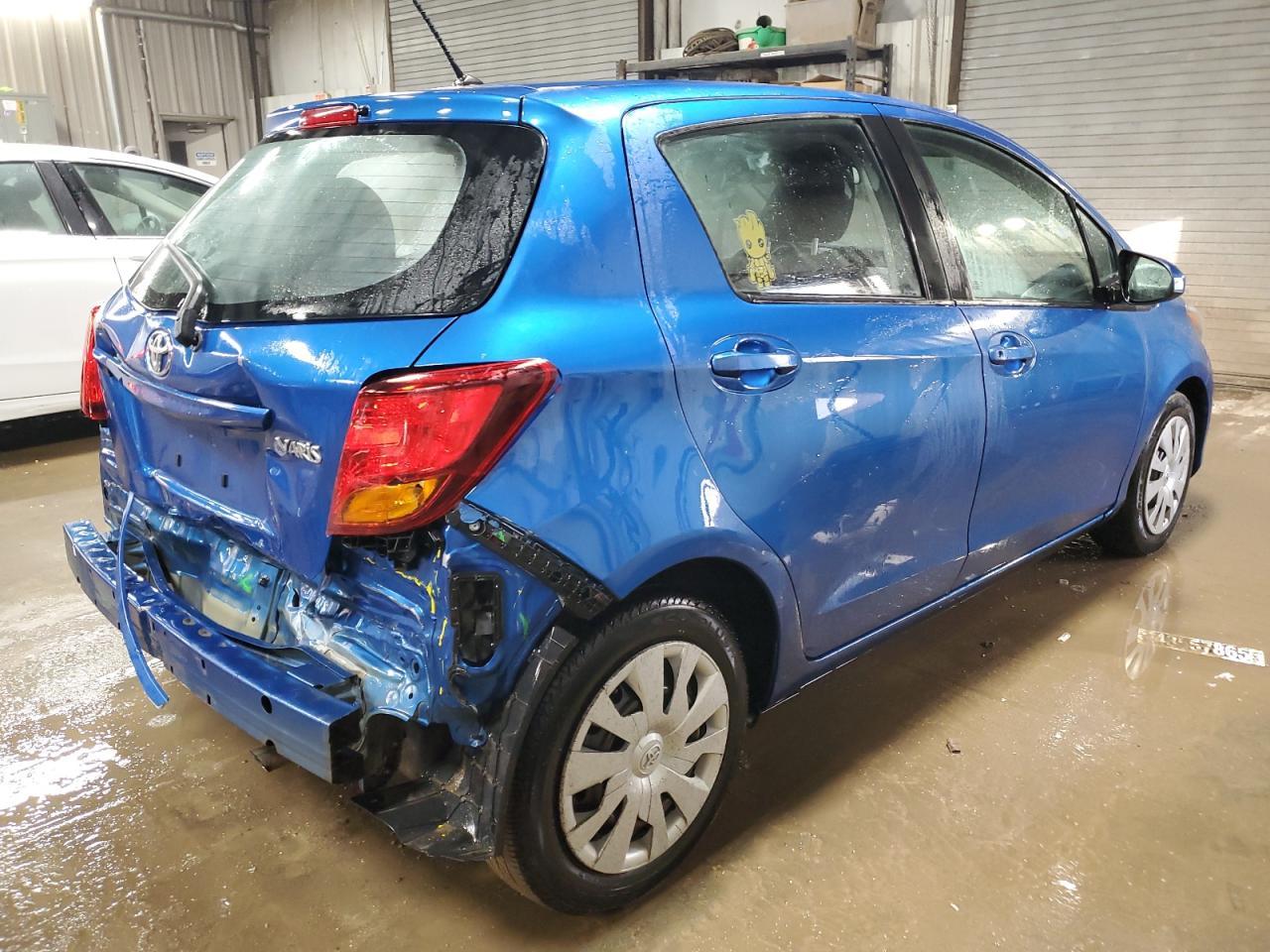 2017 TOYOTA YARIS L - Фото 3