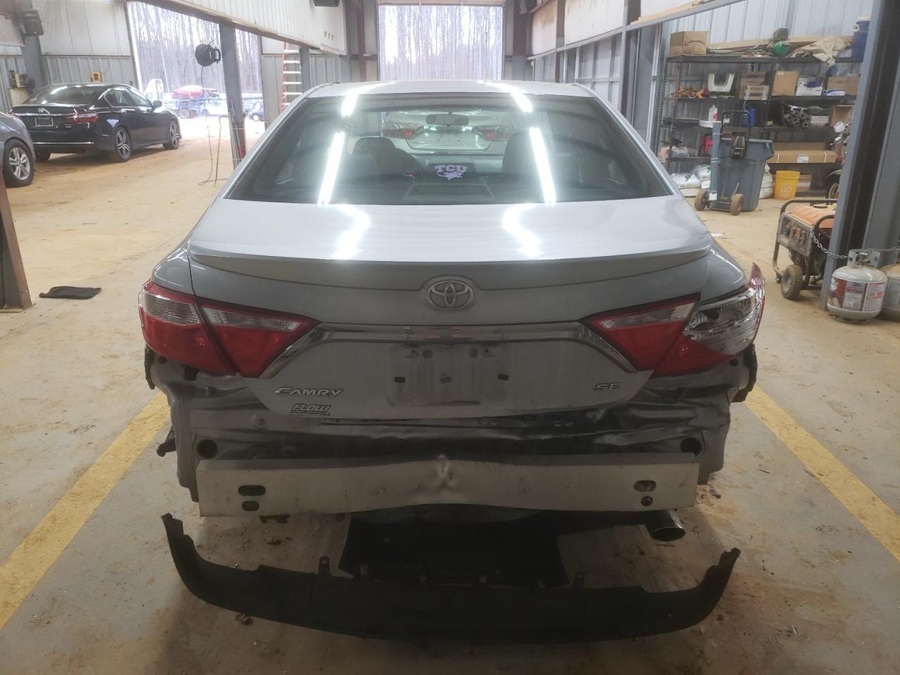 2016 TOYOTA CAMRY LE - Image 6