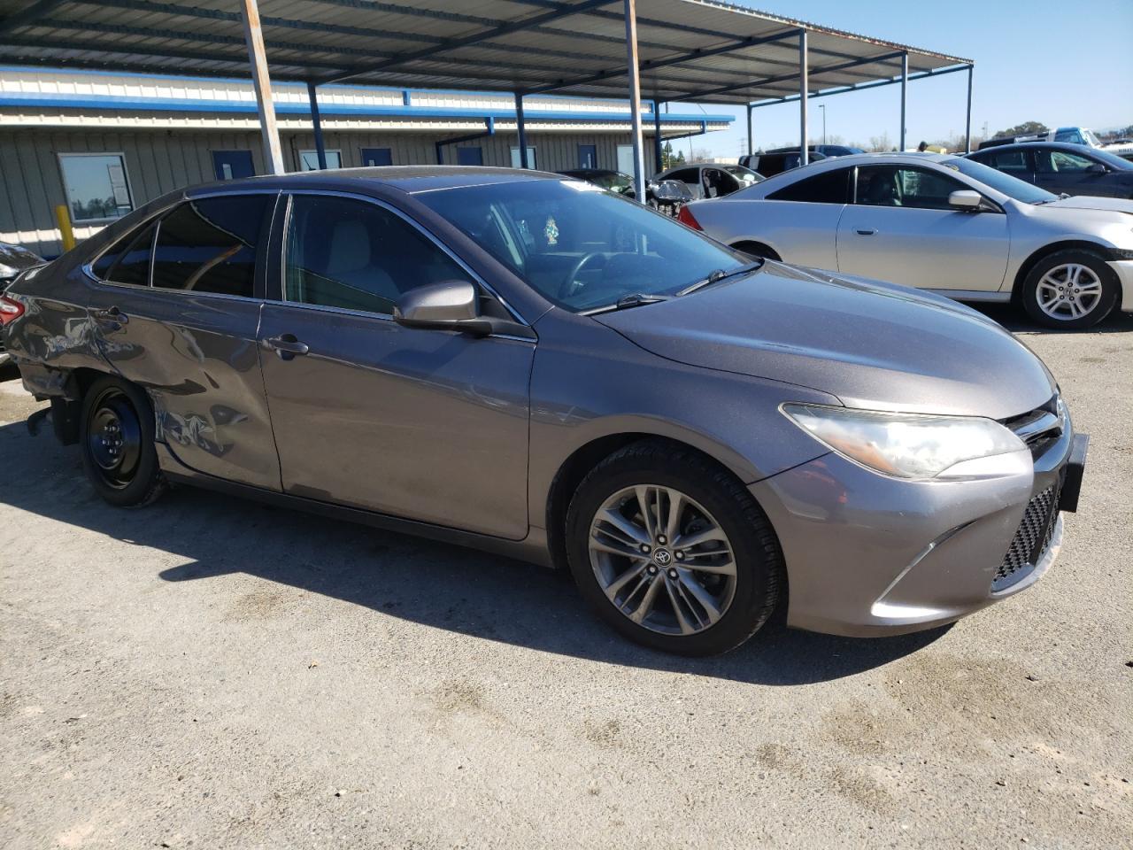 2017 TOYOTA CAMRY LE - Image 4