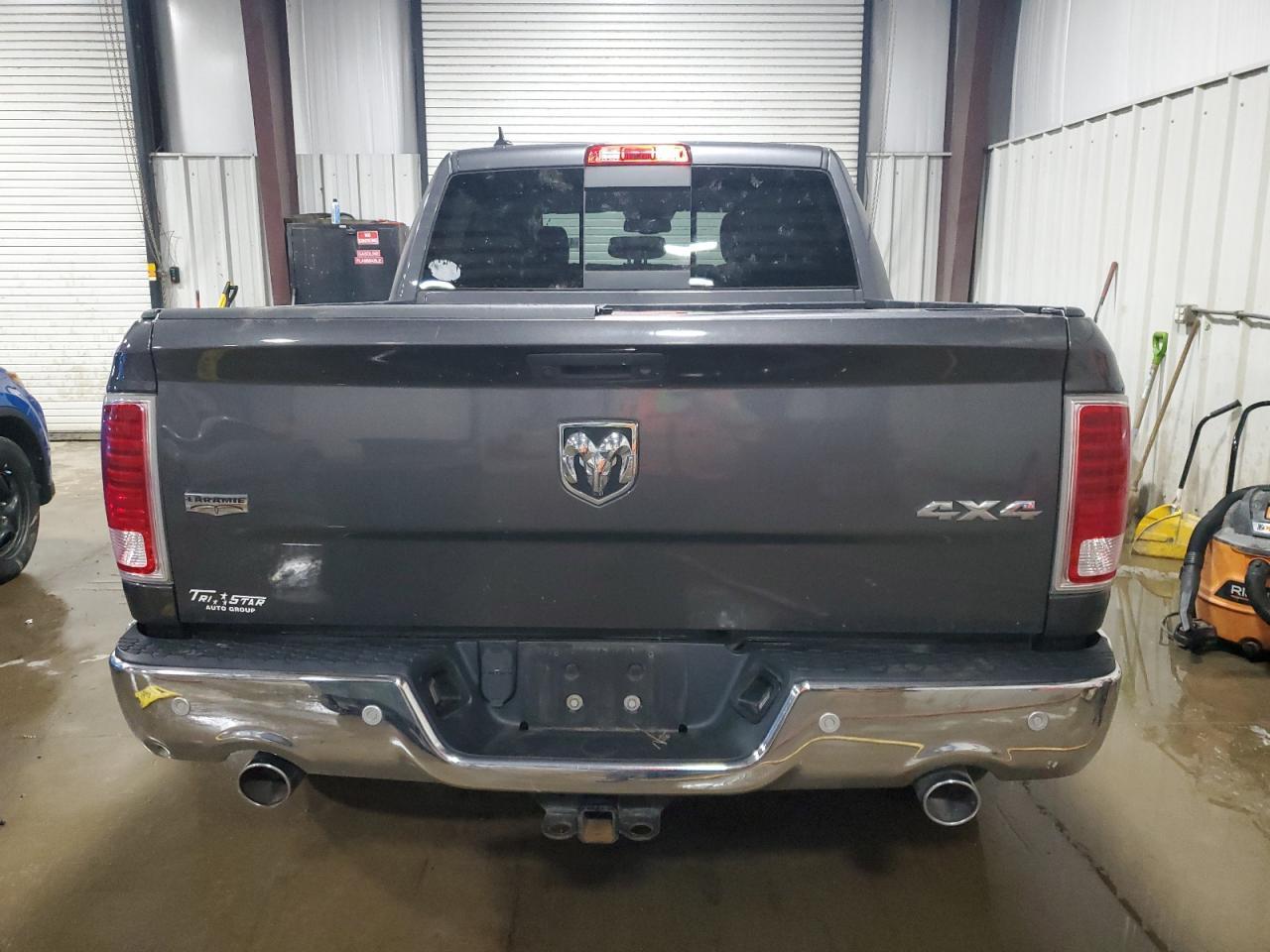 2017 RAM 1500 LARAM - Фото 6