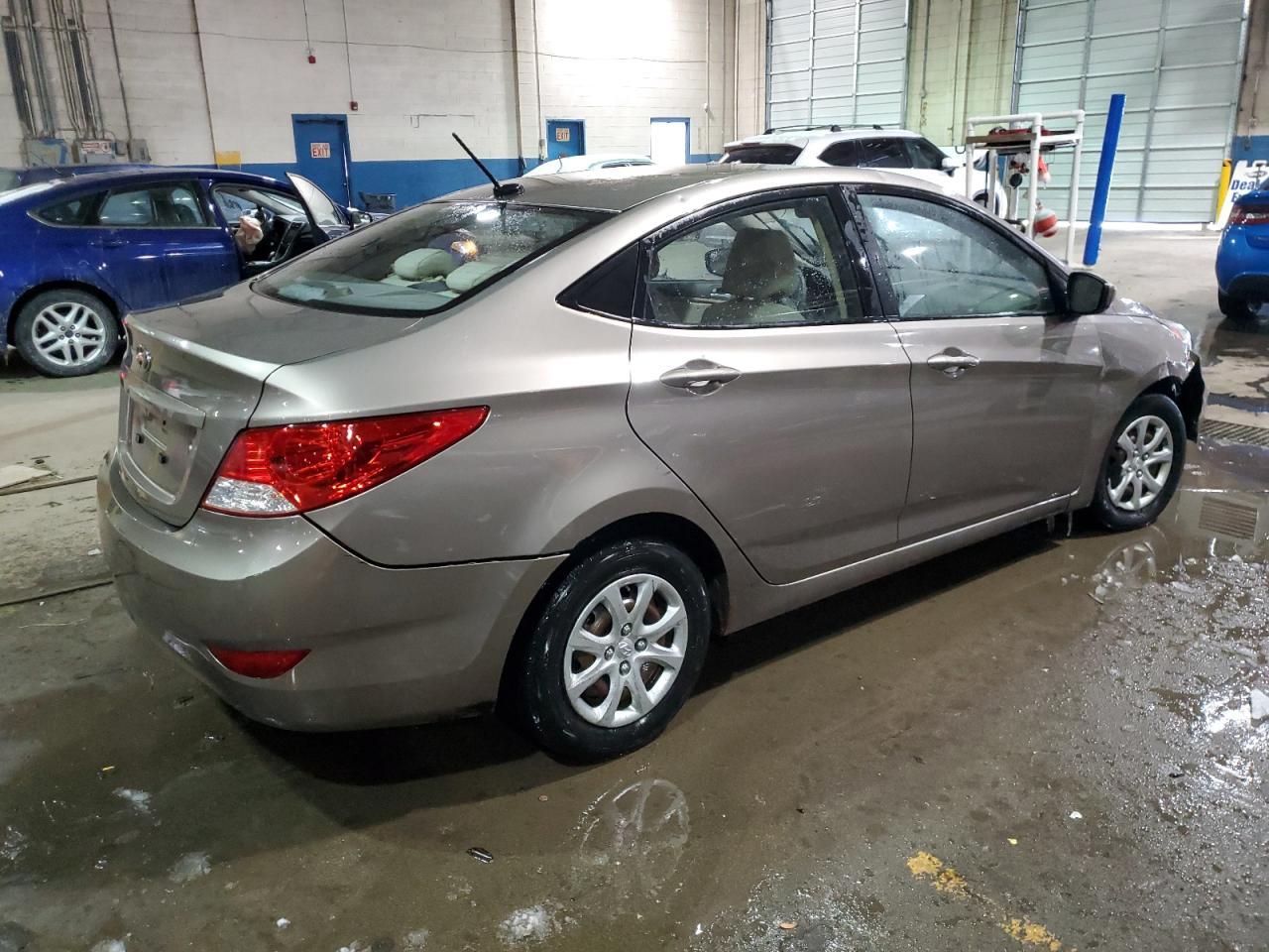 2014 HYUNDAI ACCENT GLS - Image 3