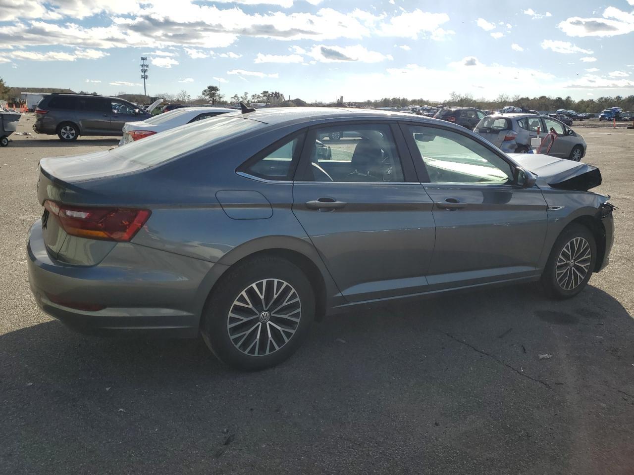 2019 VOLKSWAGEN JETTA SEL - Image 3