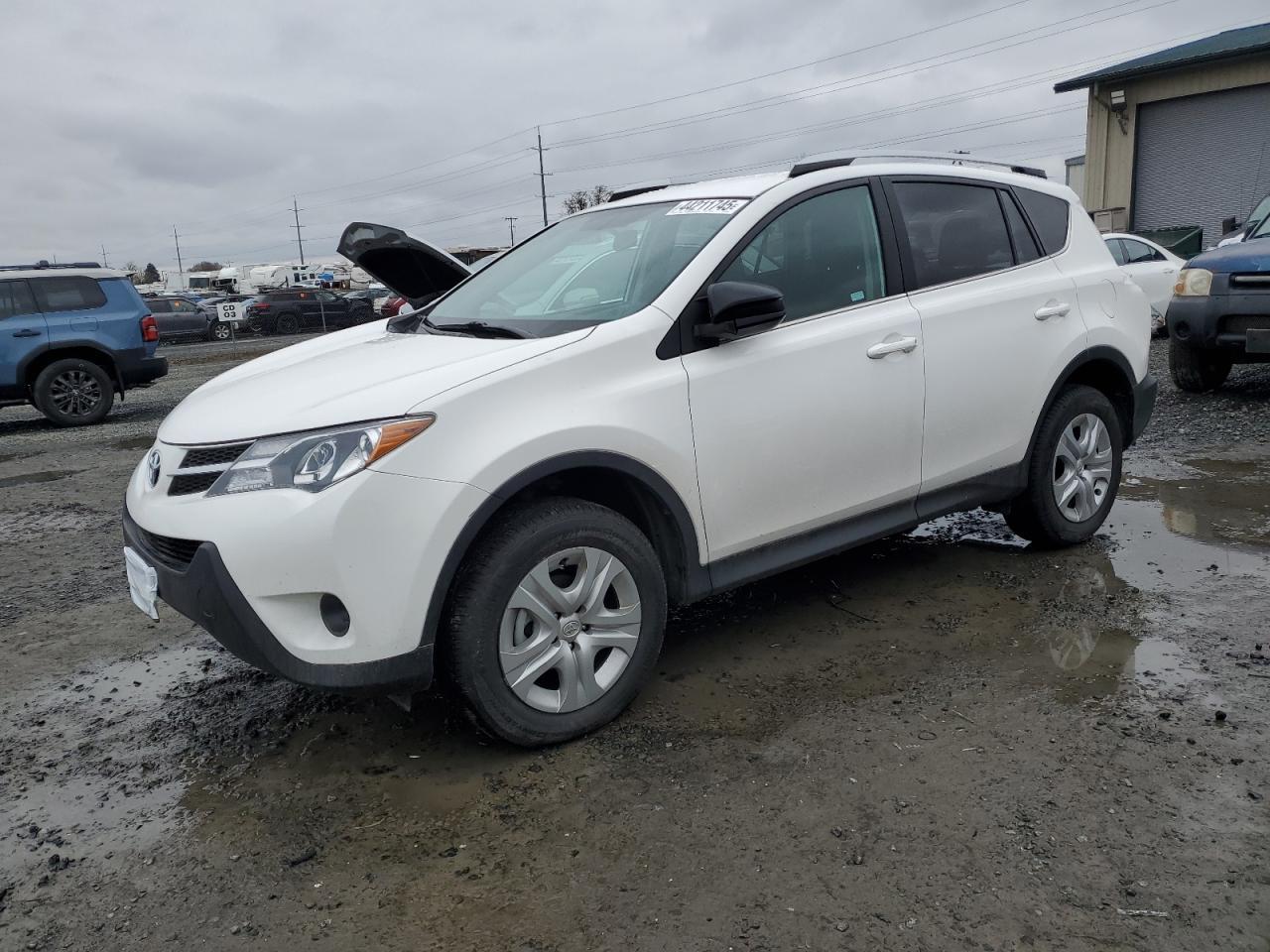 2014 TOYOTA RAV4 LE