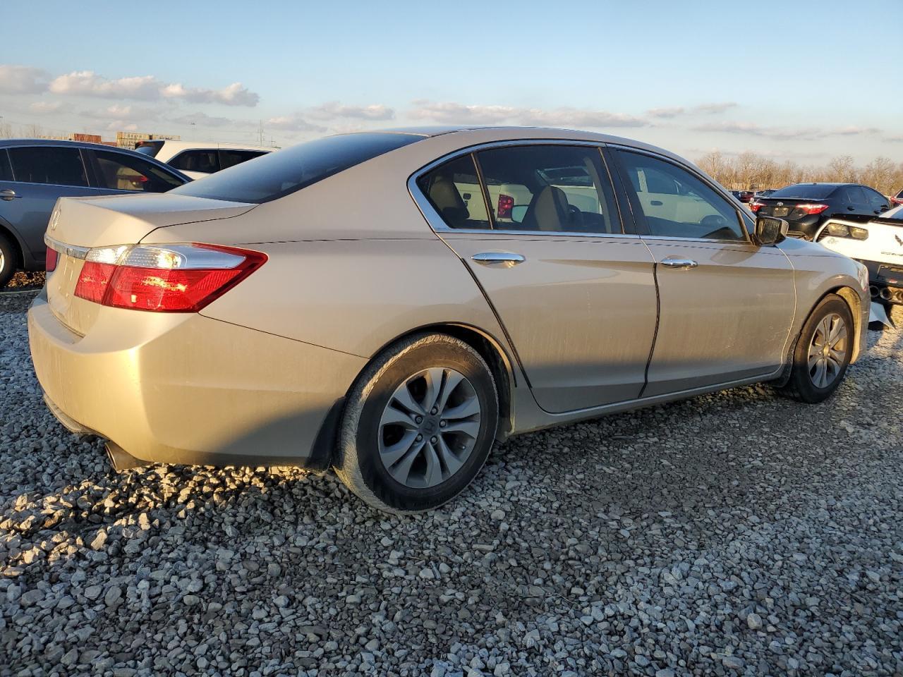 2014 HONDA ACCORD LX - Фото 3