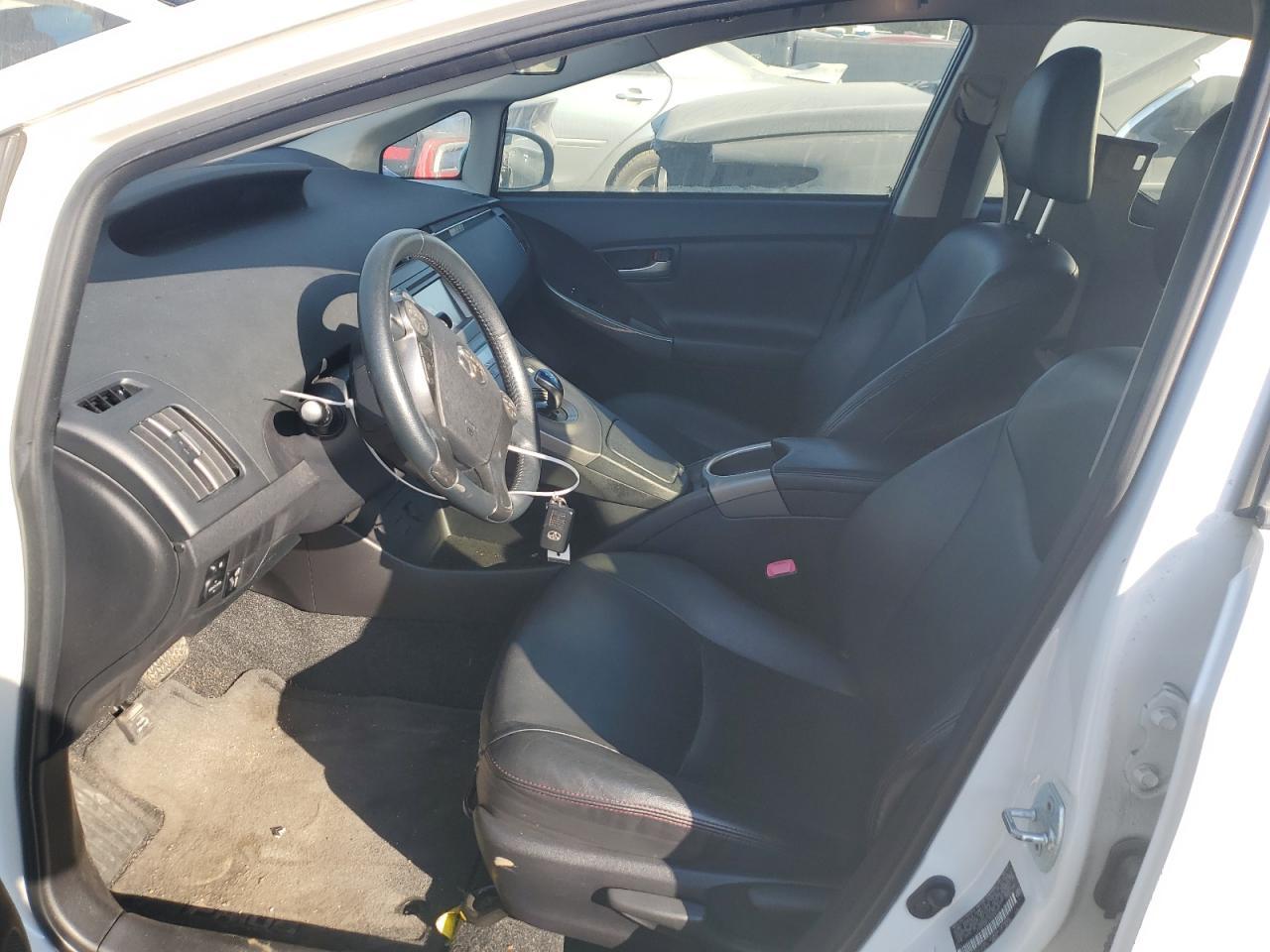 2013 TOYOTA PRIUS - Фото 7