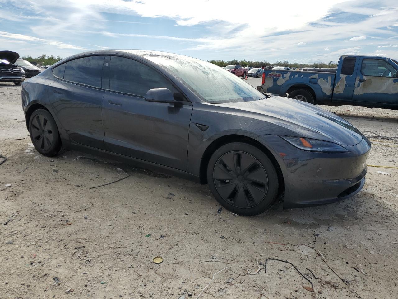 2024 TESLA MODEL 3 - Image 4
