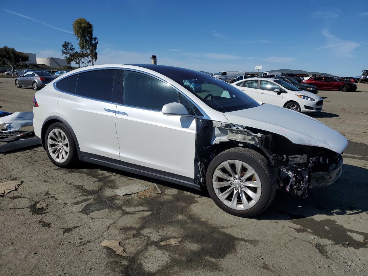 2016 TESLA MODEL X - Image 4